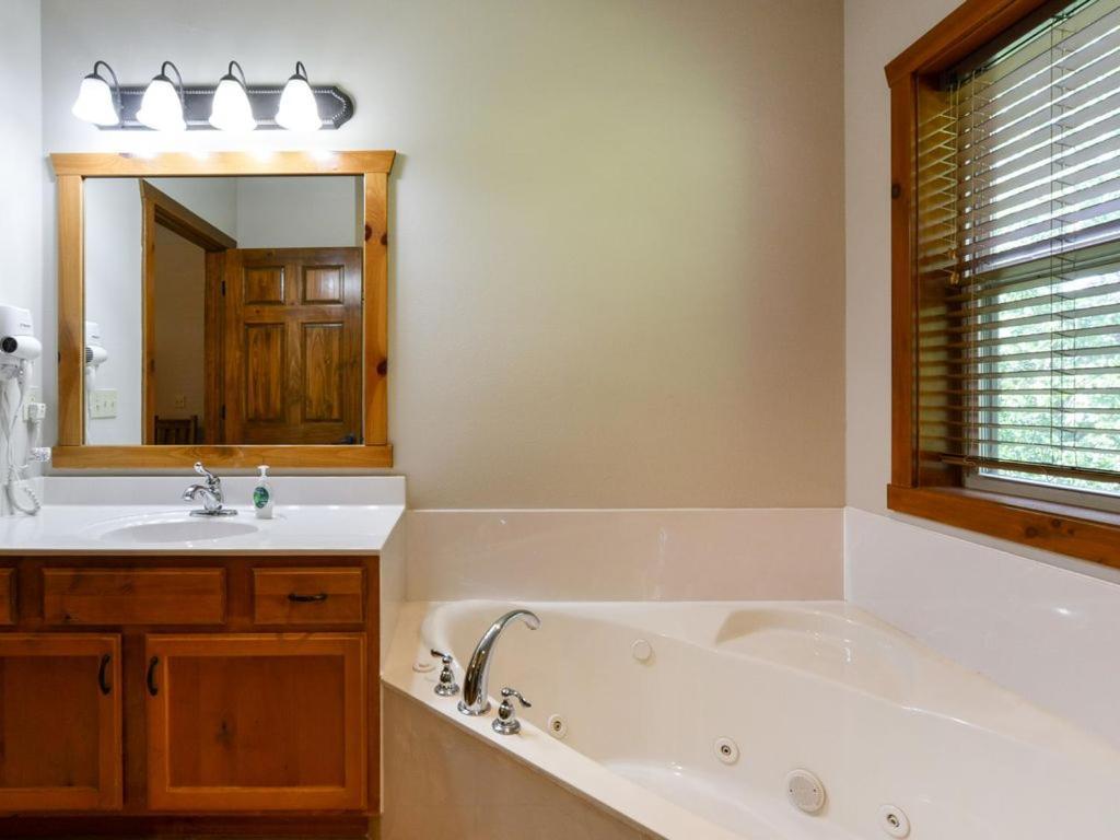 Lodge 243 Branson Extérieur photo